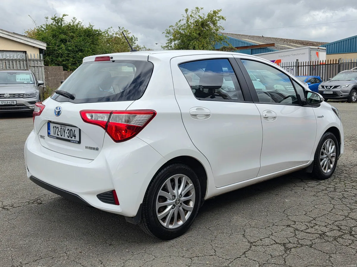 172 TOYOTA YARIS *HYBRID*TOP SPEC* - Image 5