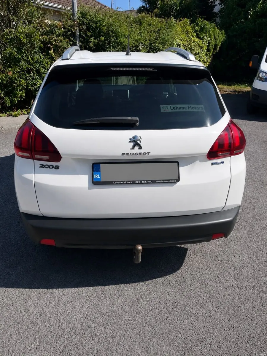 Peugeot 2008 2016 - Image 2
