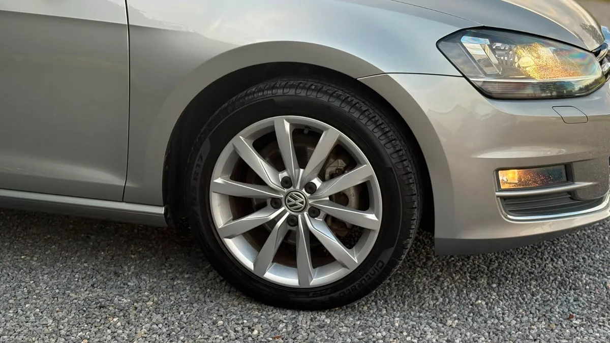 Volkswagen Golf 1.2 TSI - Image 3