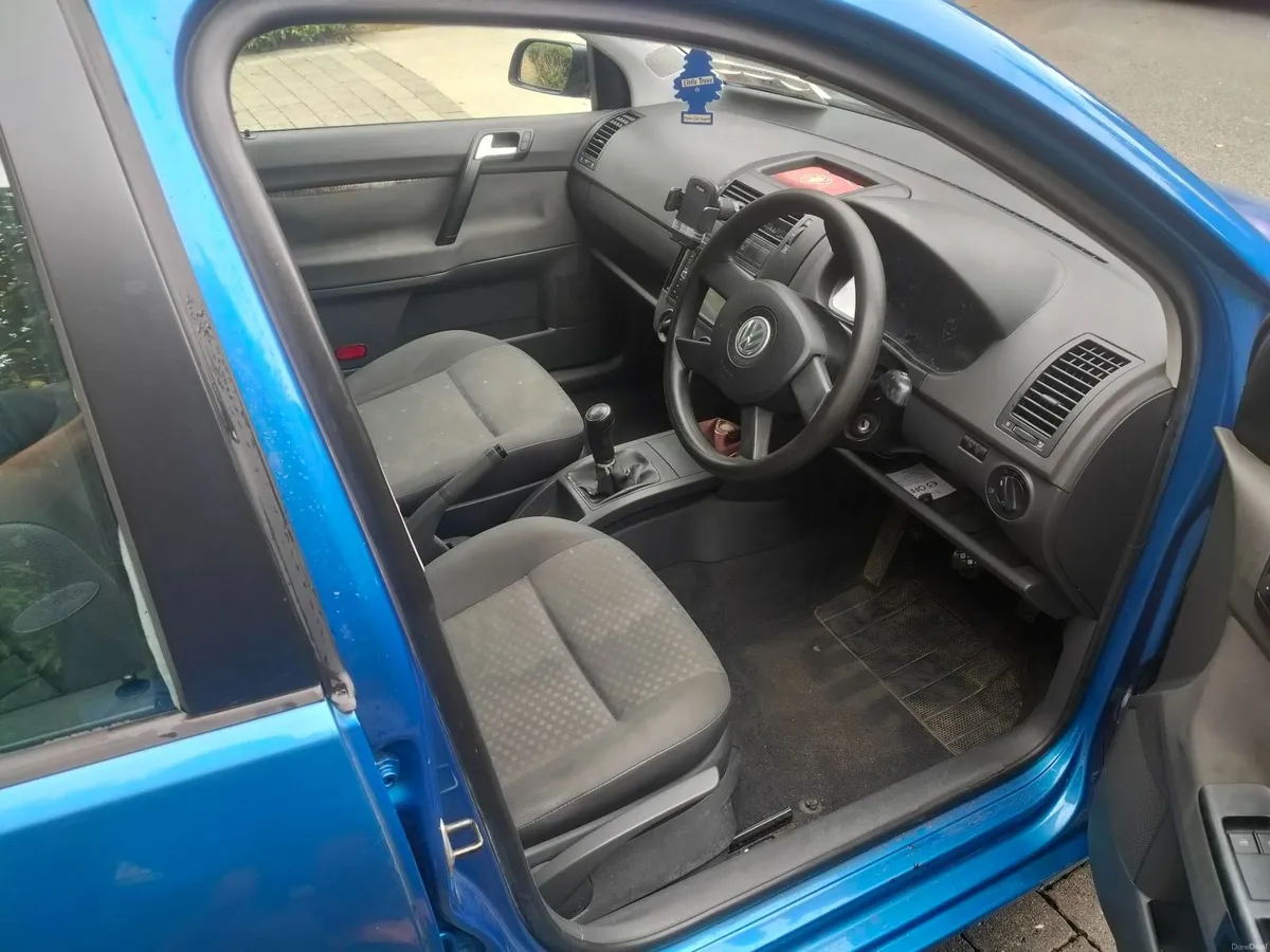 Volkswagen Polo 2004 - Image 4