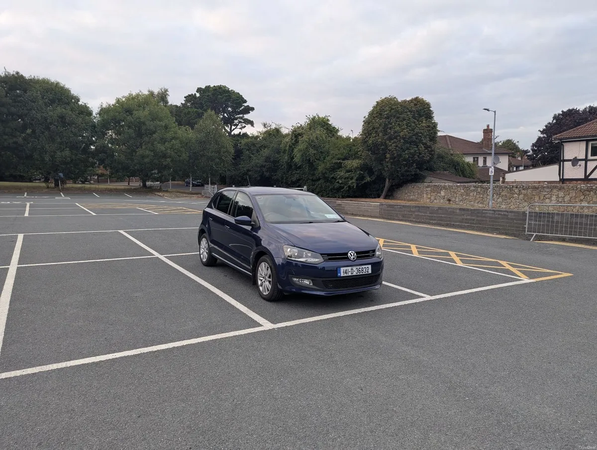 Volkswagen Polo 2014 - Image 2