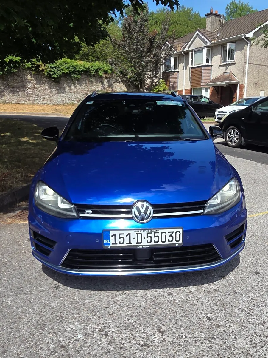 Volkswagen Golf R Estate 300bhp TSI 4MOTION - Image 3