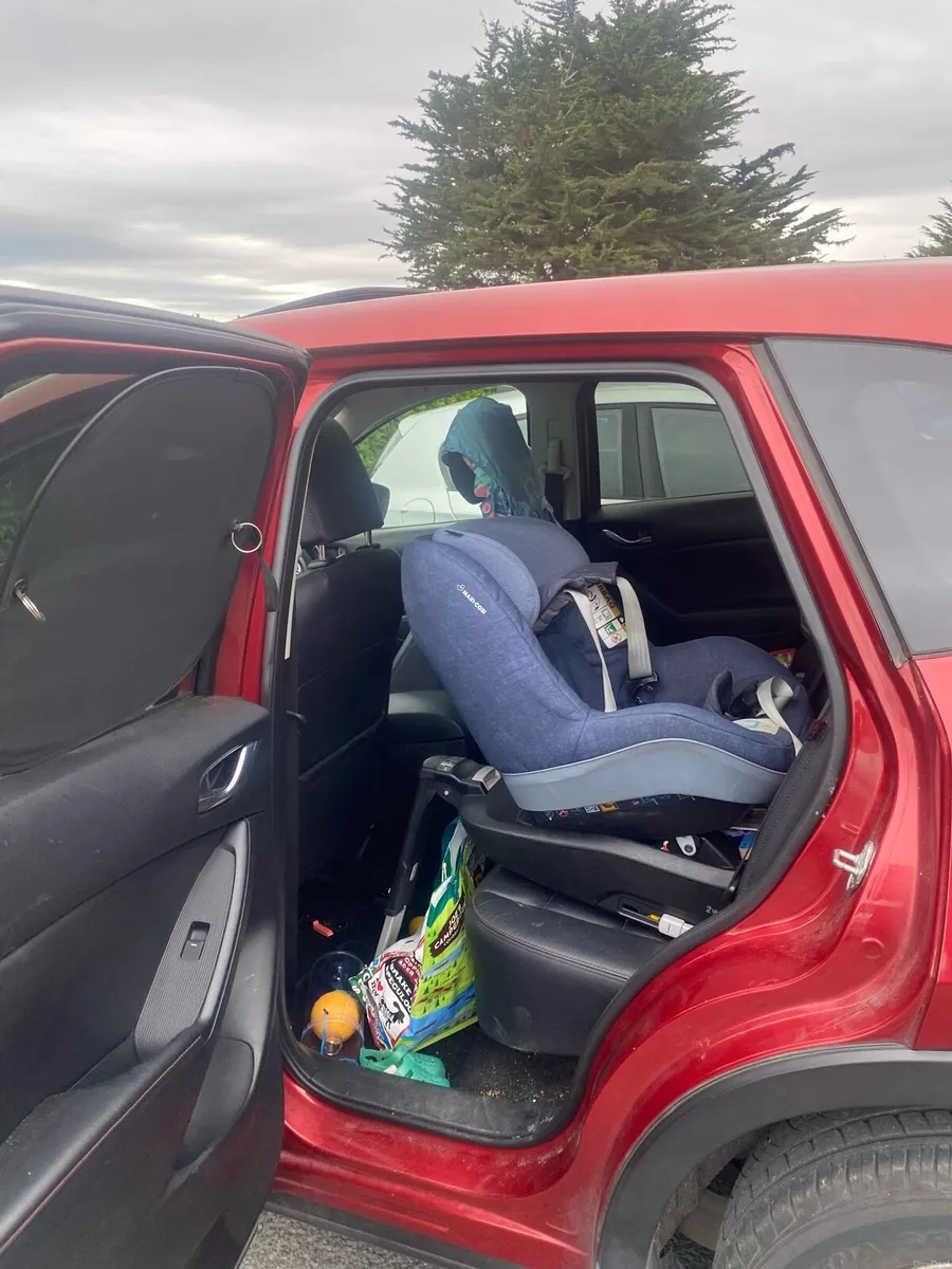 Car - Image 3