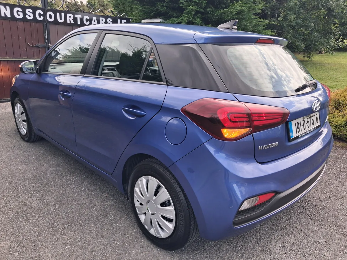 191 Hyundai i20 Deluxe 1.2Petrol Only 82klms... - Image 5