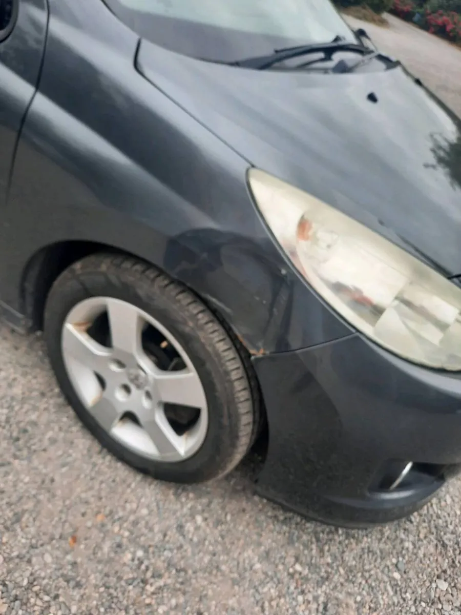 Peugot 207 - Image 3