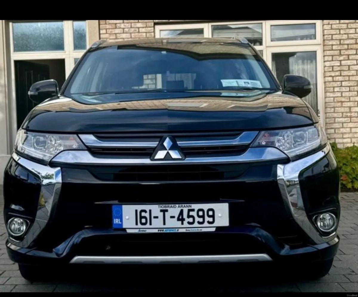 Mitsubishi outlander PHEV - Image 2