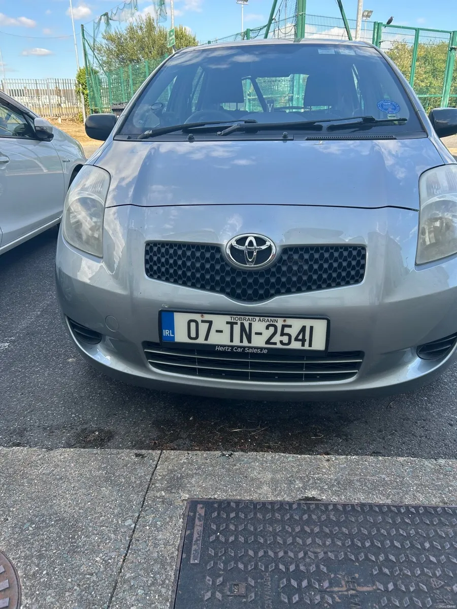 Toyota Yaris 2007 - Image 3