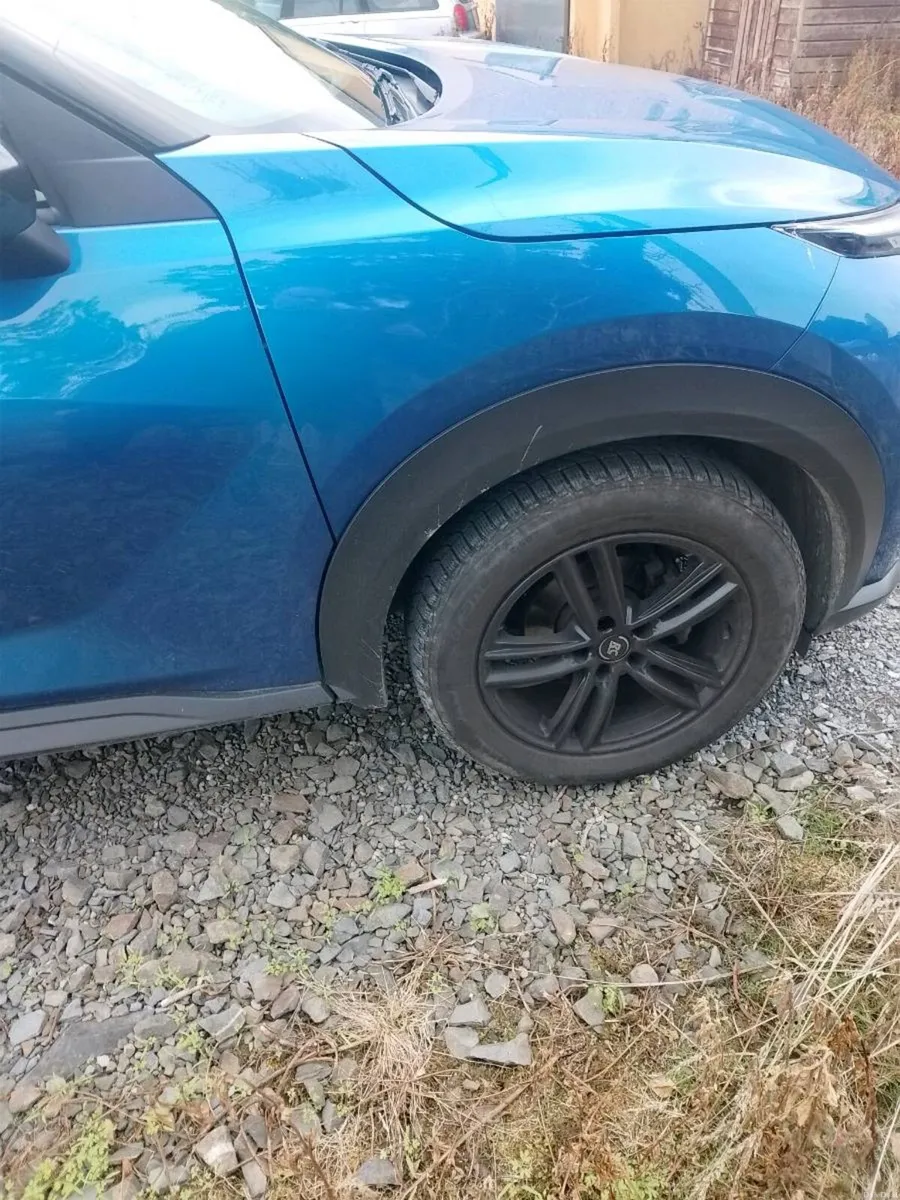 Nissan juke  suv 1.0 turbo - Image 3