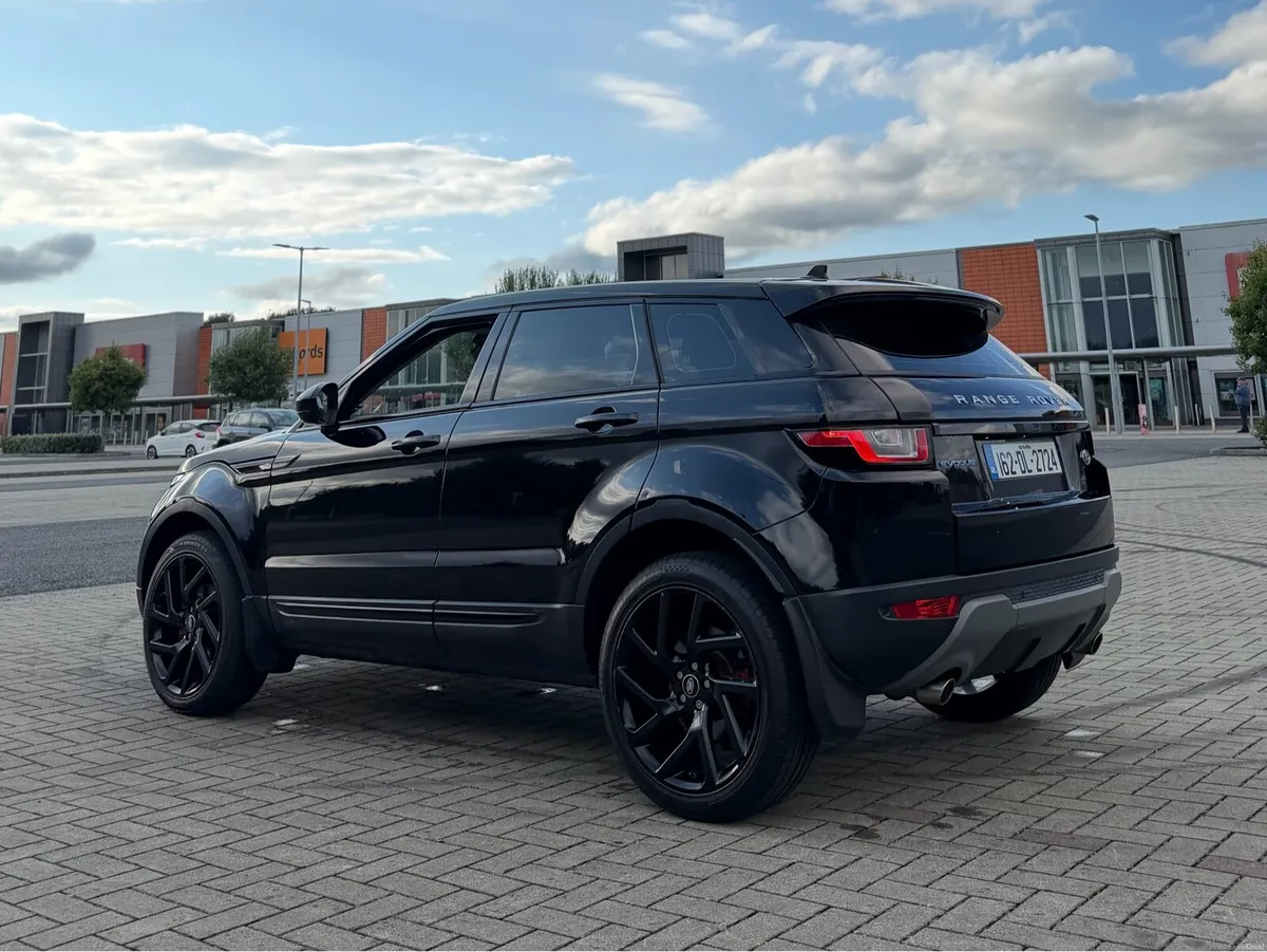 Range Rover Evoque - Image 6