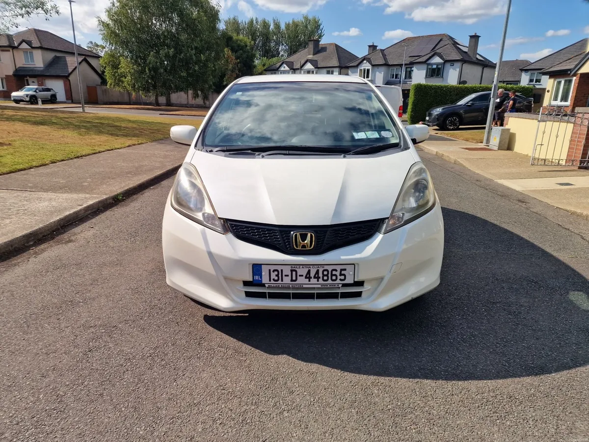 Honda Fit 2013 Automatic 93000km - Image 3