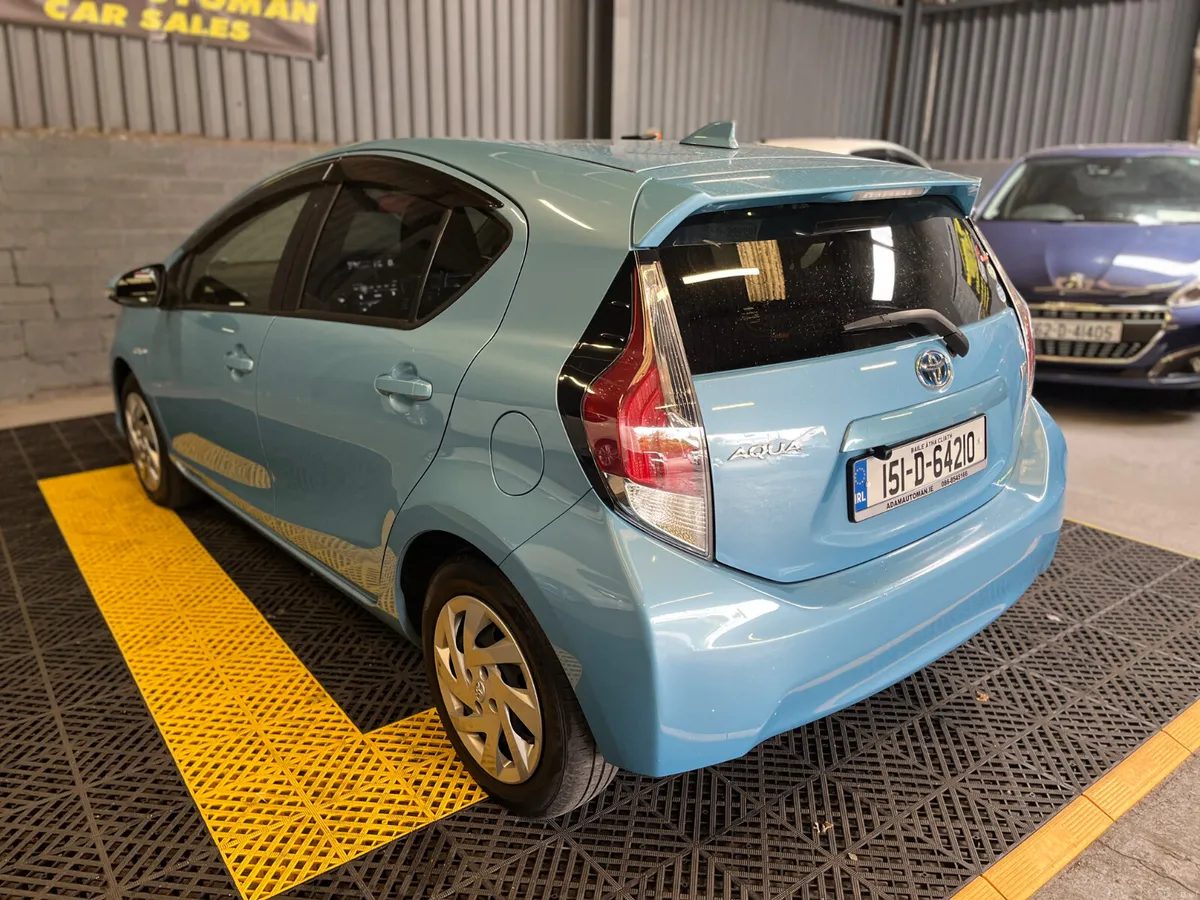 Toyota Aqua 2015 - Image 5