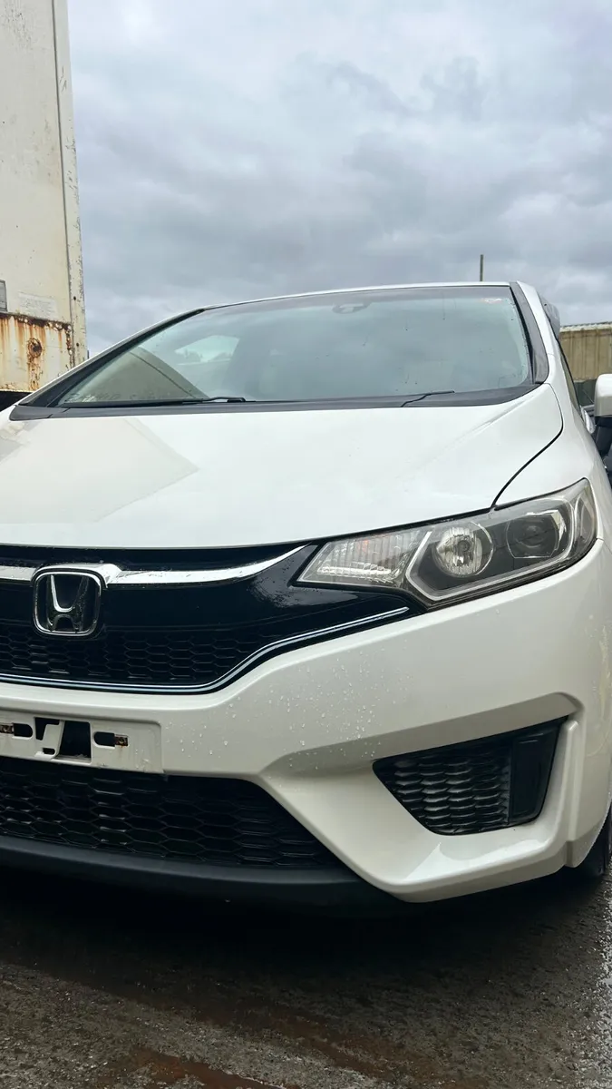 2017 Honda Fit L 1.5 Petrol Hybrid, Auto, 96k kms - Image 1