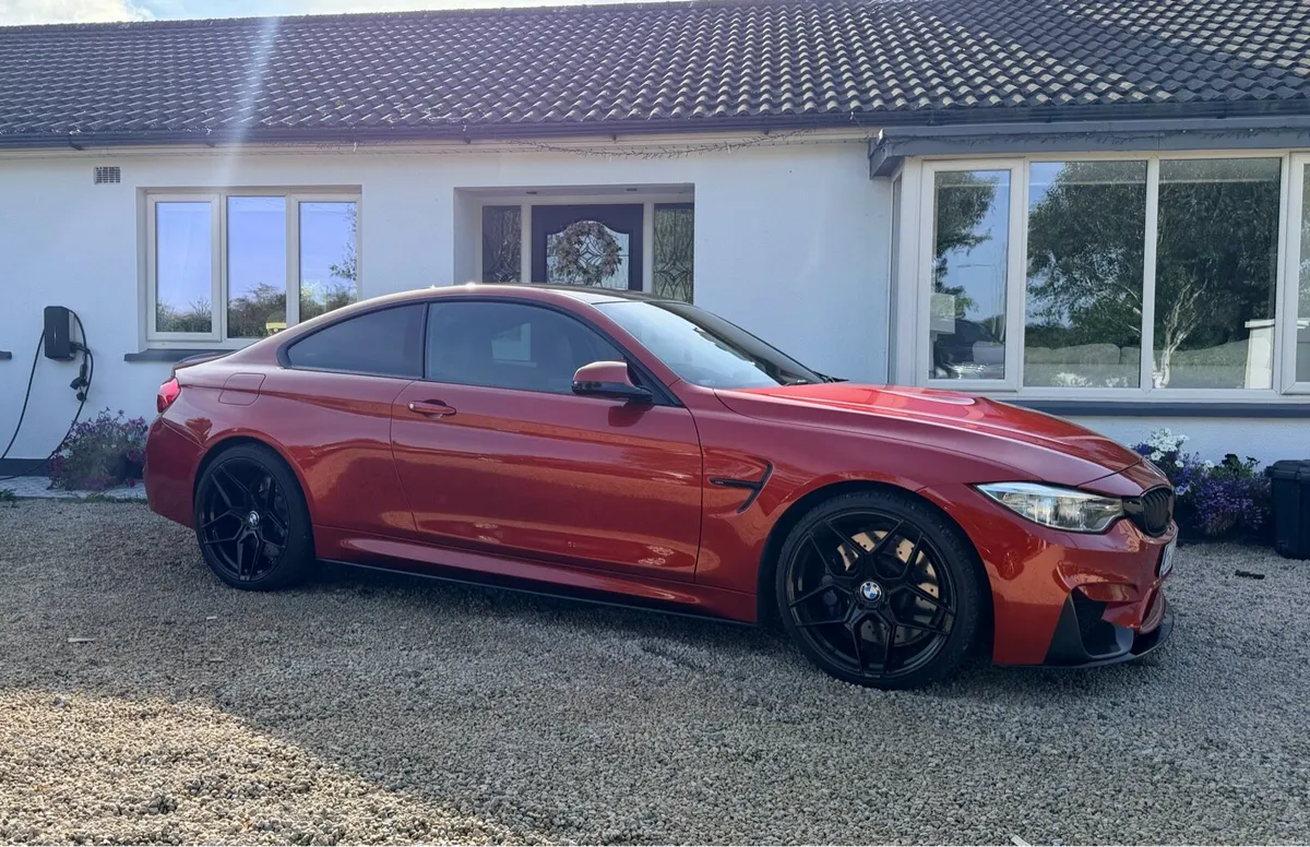 BMW M4 - Image 4