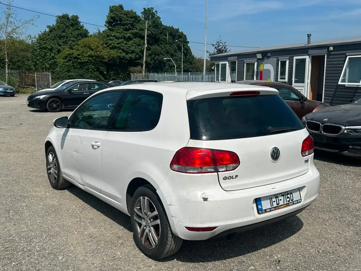 Volkswagen Golf TRENDLINE 1.2 TSI MANUAL 6SPEED FW - Image 6