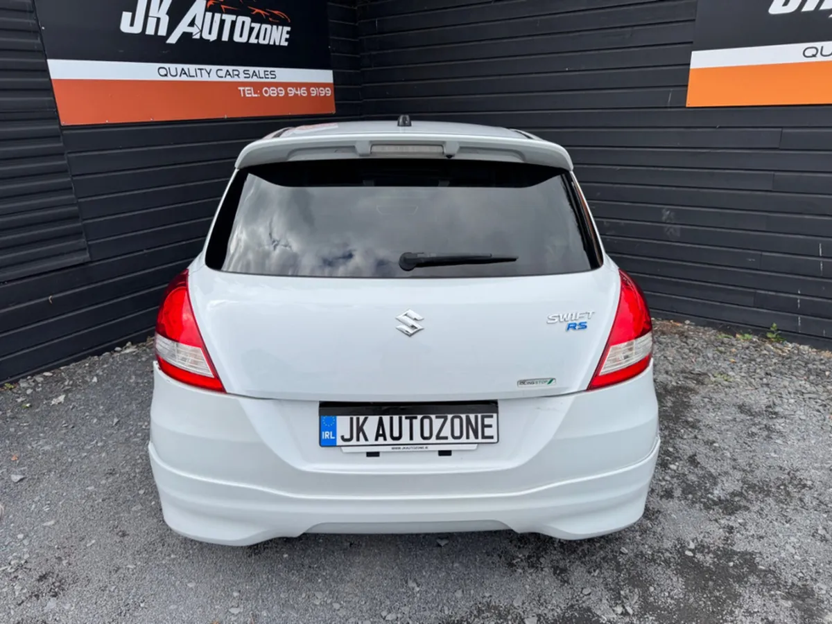 Suzuki Swift 1.2 AUTO 5DR - Image 4