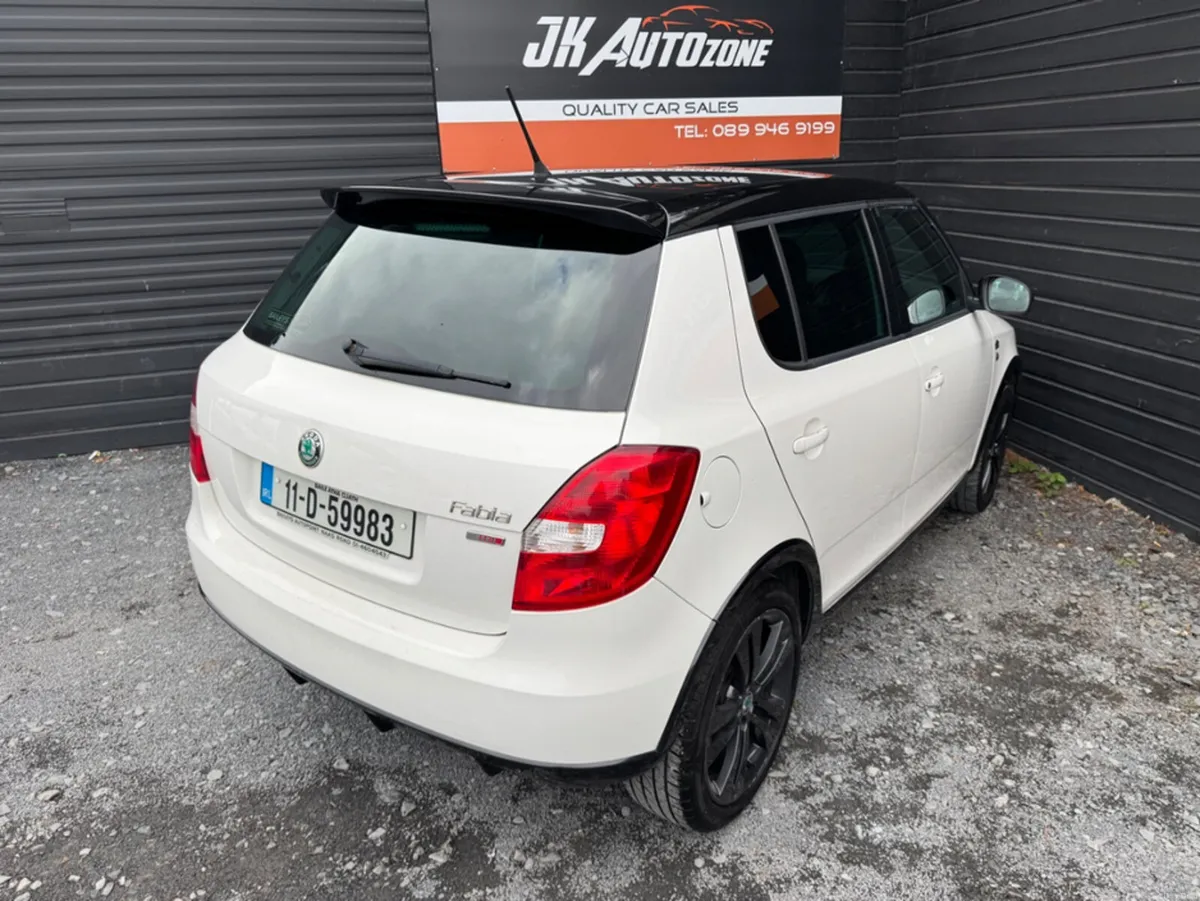 Skoda Fabia 1.6 TDI CR MONTE CARLO 1 105BHP 5DR - Image 4