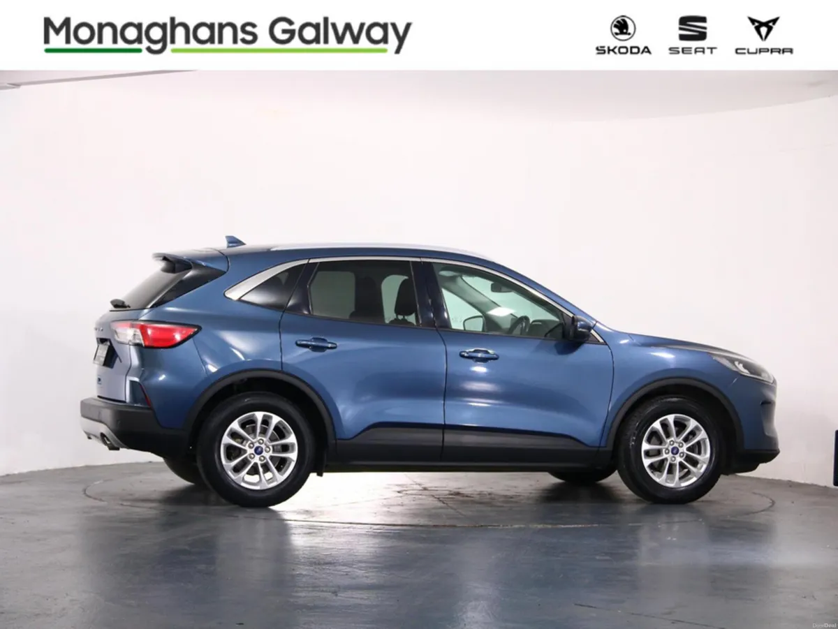 Ford Kuga TITANIUM 1.5TD 120HP - Image 2