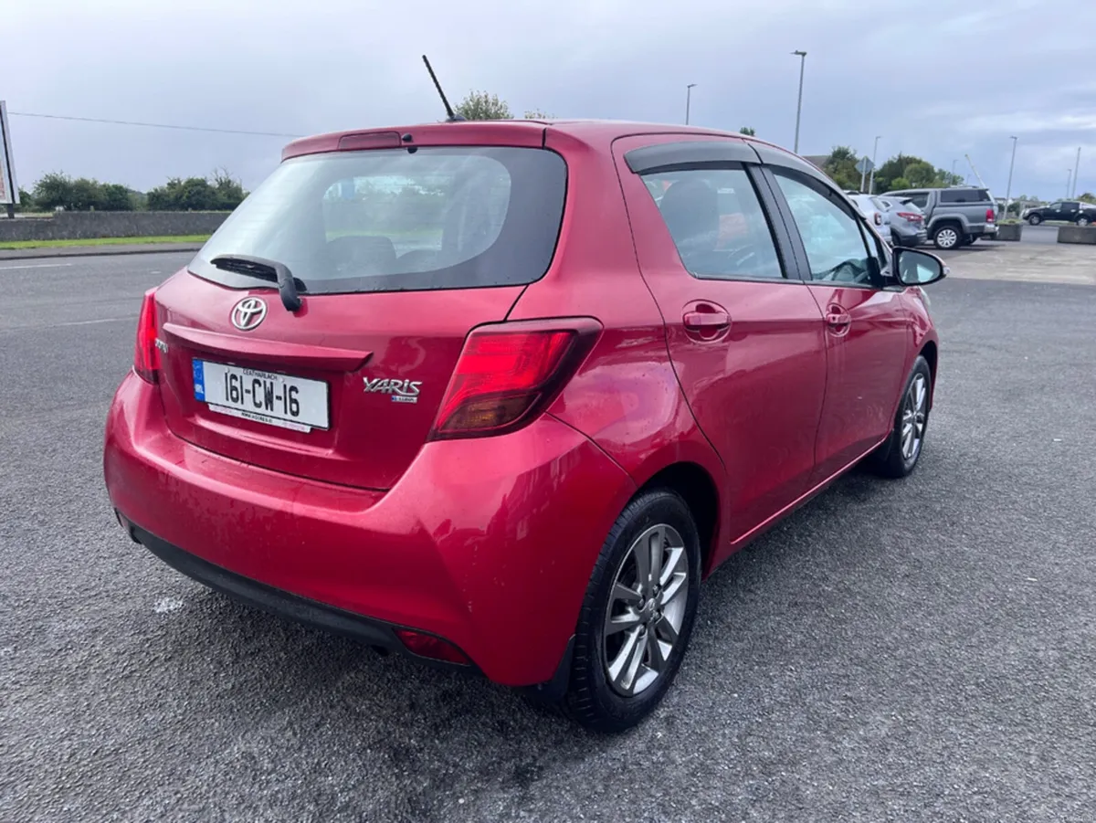 Toyota Yaris 1.0 LUNA 4DR - Image 4