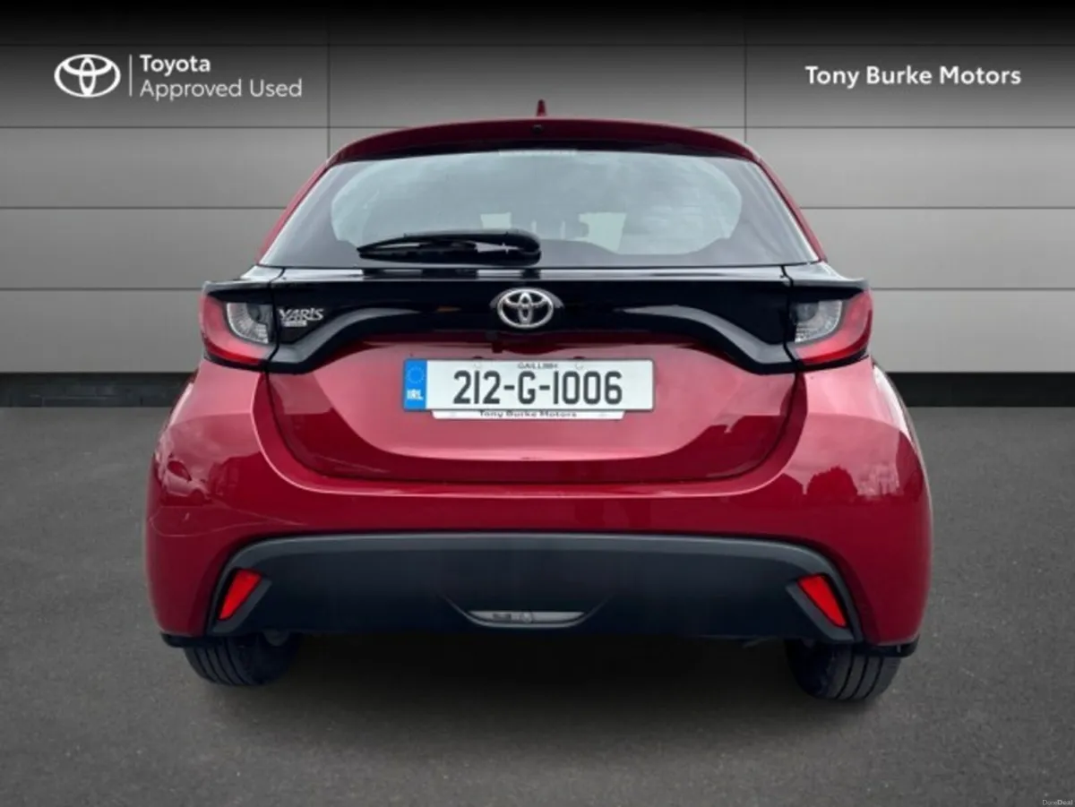 Toyota Yaris - Petrol - New Generation - Luna Edit - Image 4