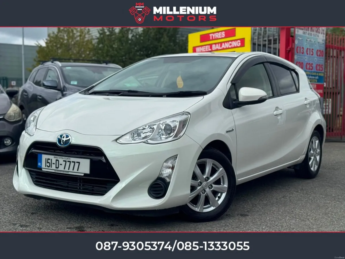 Toyota Aqua LOW KMS//TOP SPEC// - Image 4