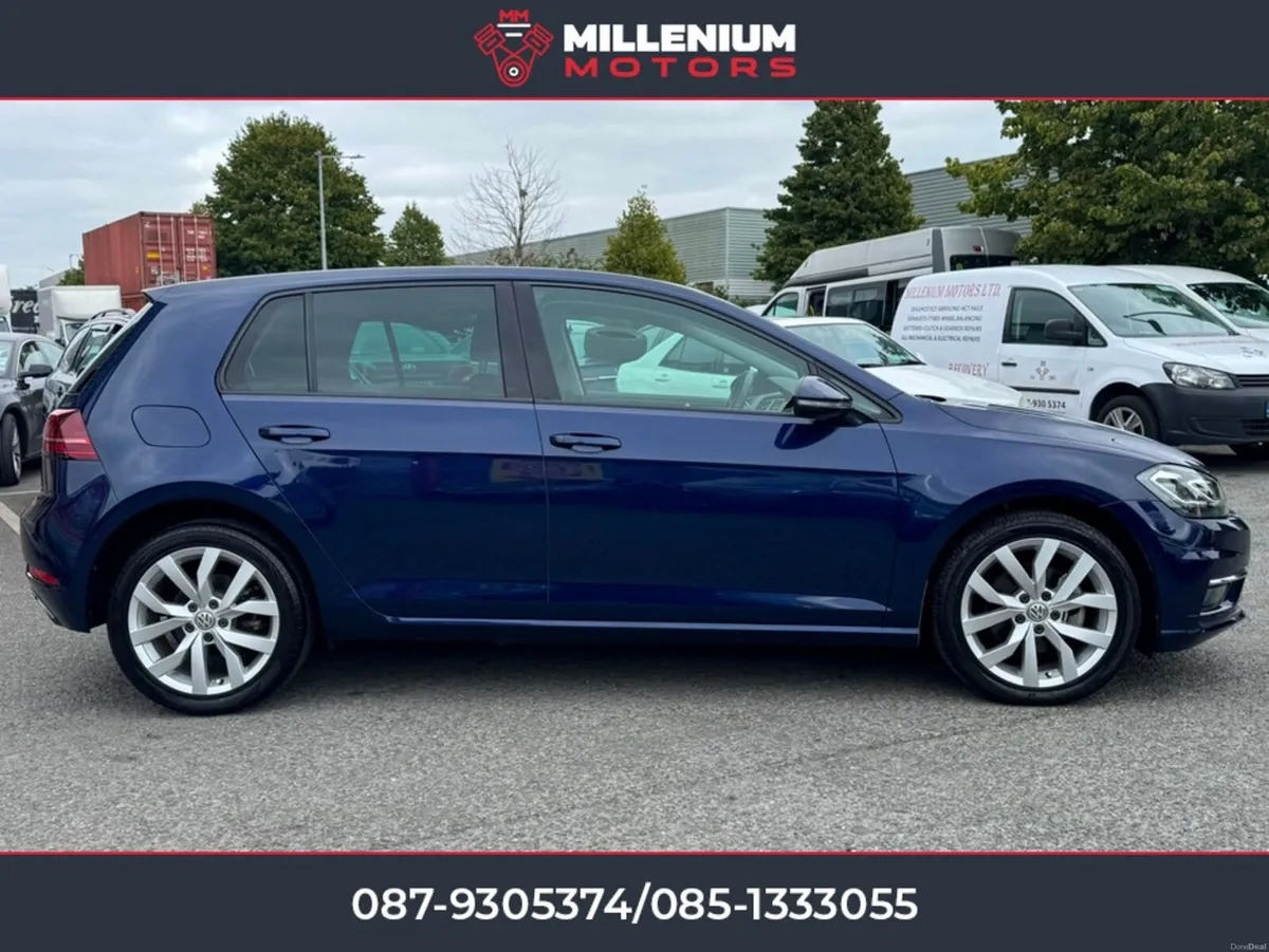 Volkswagen Golf IMMACULATE//TOP SPEC//LOW KMS// - Image 2