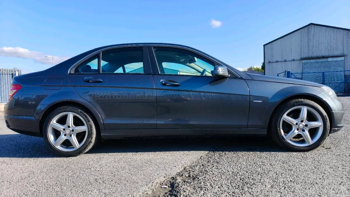 Mercedes-benz C220 2.1D 2010 - Image 5
