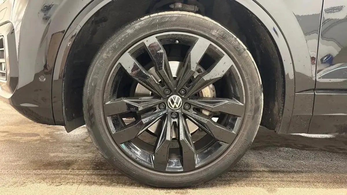 3.0 TDI V6 Black Edition SUV 5dr Diesel Tiptronic - Image 6