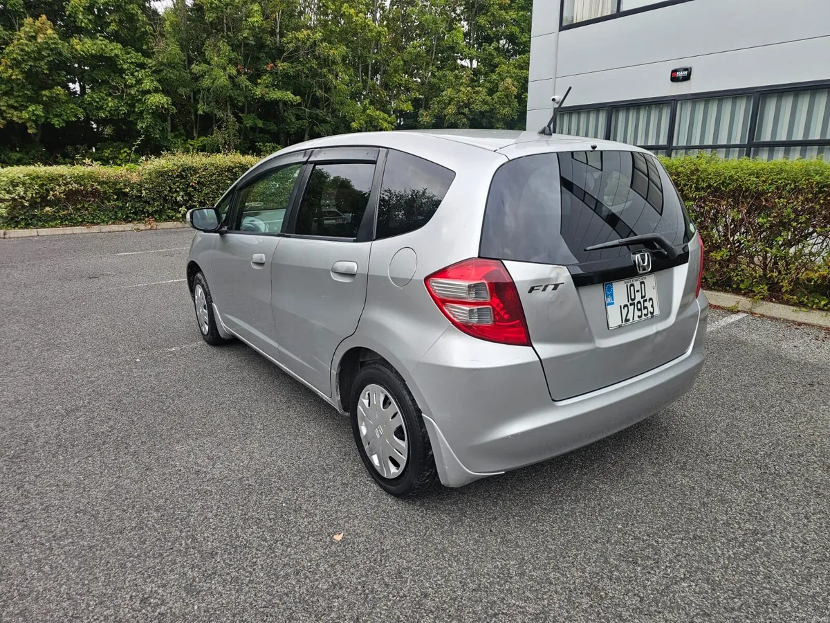 2010Honda Fit Automatic Nct 10/27 Tax 11/26 - Image 3