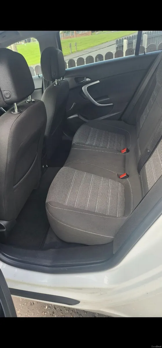 Vauxhall Insignia 2012 - Image 1
