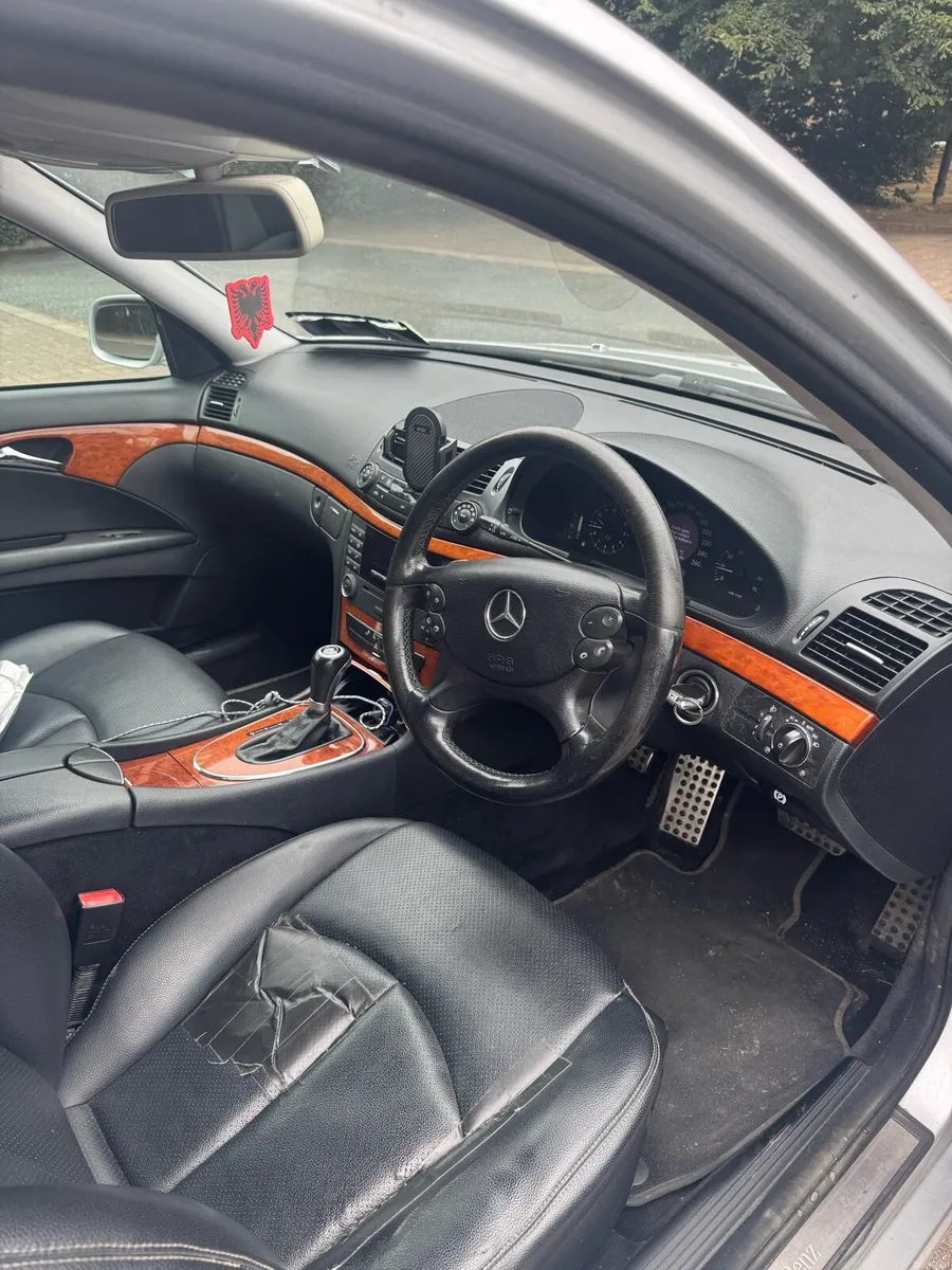 Mercedes Benz E Class Sport - Image 5
