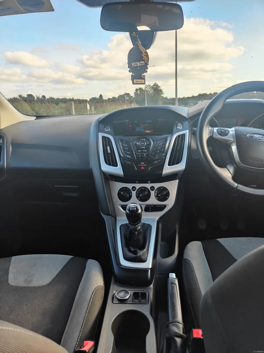 Ford Focus 2014 - Image 5