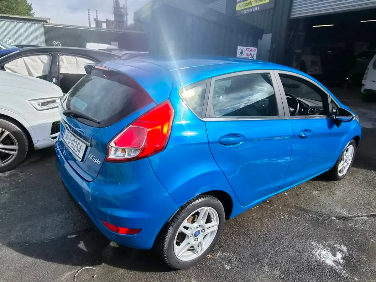 Ford fiesta (NEW NCT) - Image 6