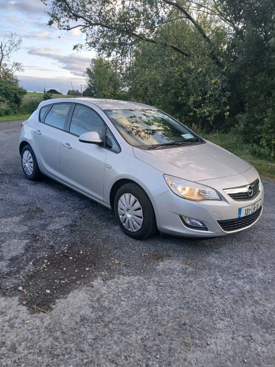 OPEL ASTRA 1.4 PETROL 131 NEW NCT TODAY 5/27 - Image 5