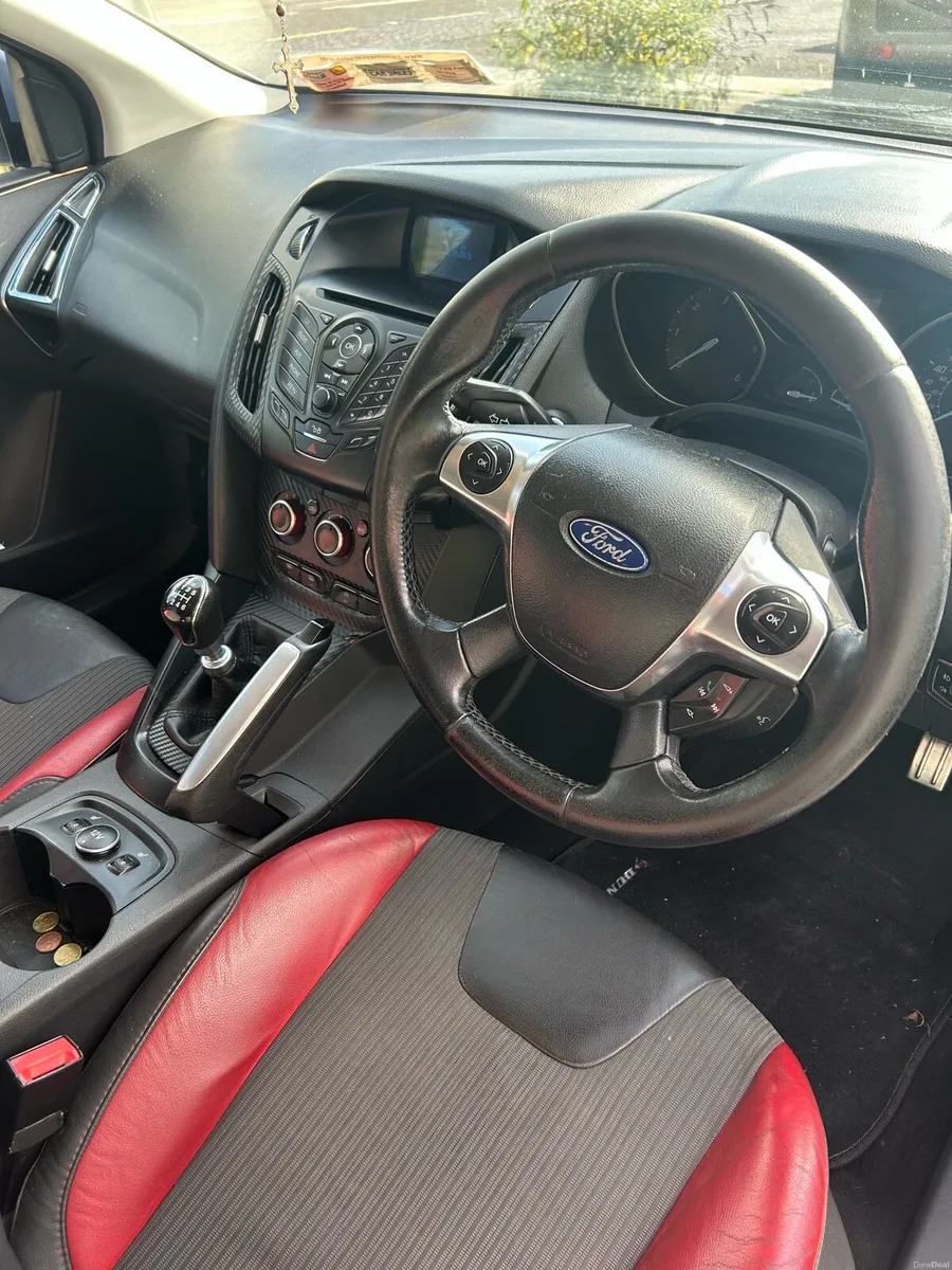 Ford Focus - Image 4