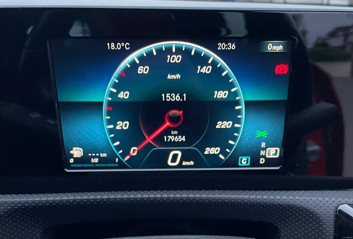 Mercedes-Benz A-Class 2018 - Image 4