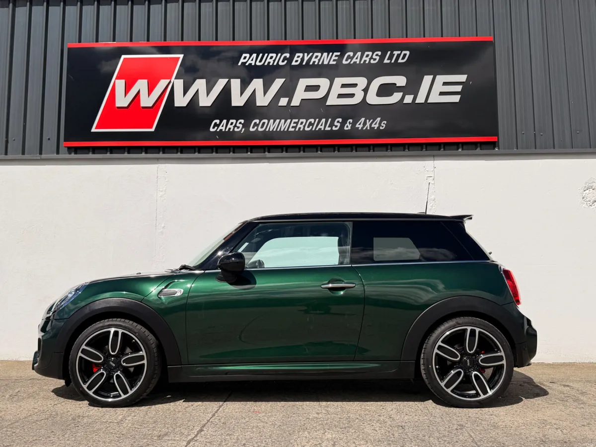 Mini Cooper 1.5D JCW Pack 2018 - Image 6