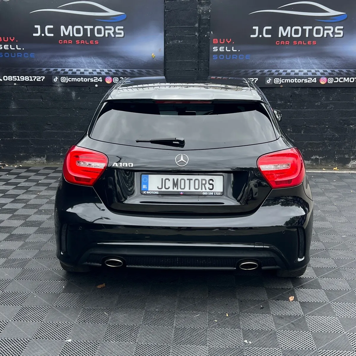 2014 Mercedes A180 AMG Line Premium Plus - Image 5