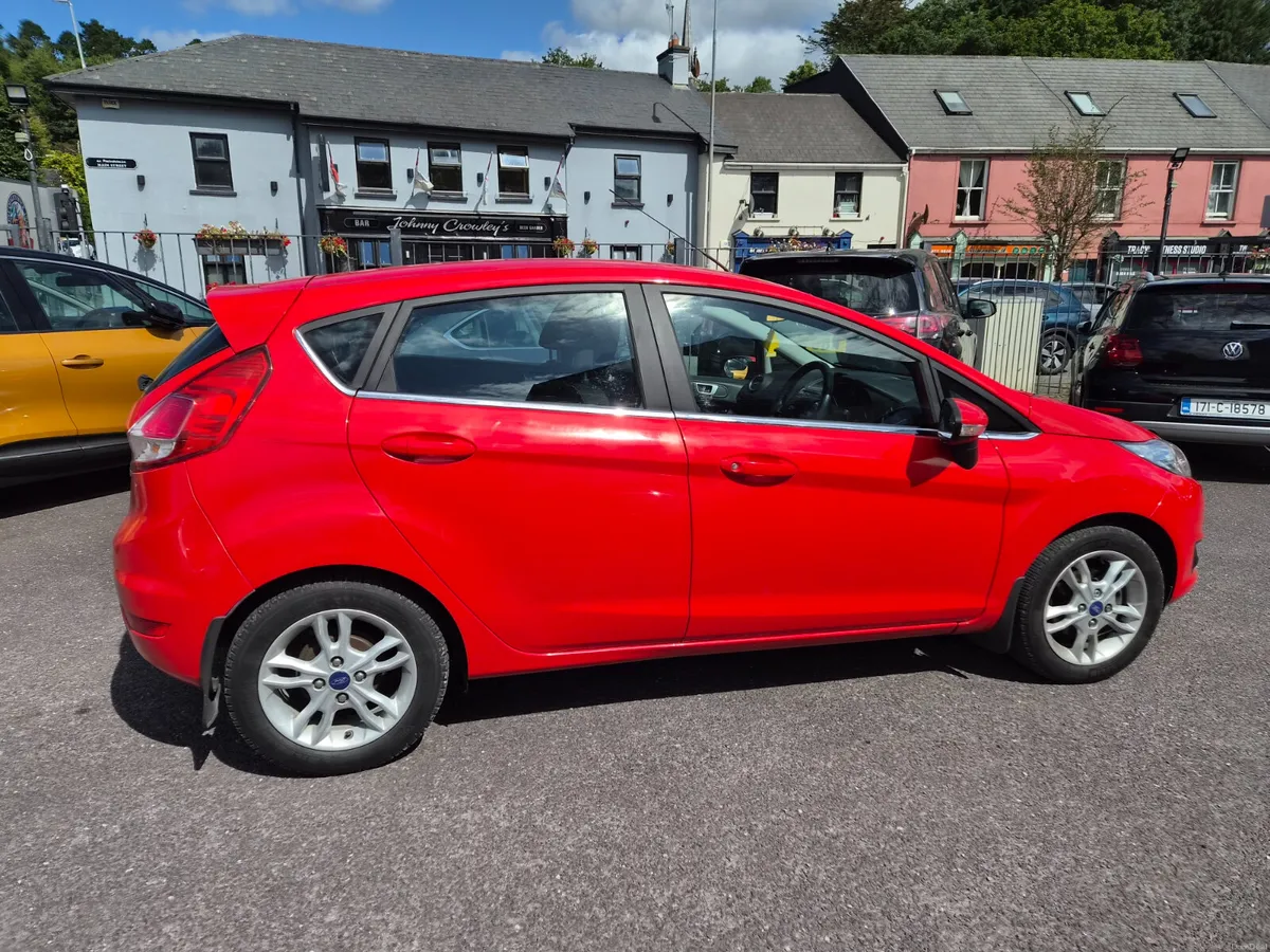 2015 Ford Fiesta Zetec, 1.25, 82PS, Superb History - Image 3
