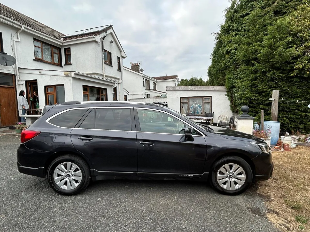 Subaru Outback all wheel drive - Image 6