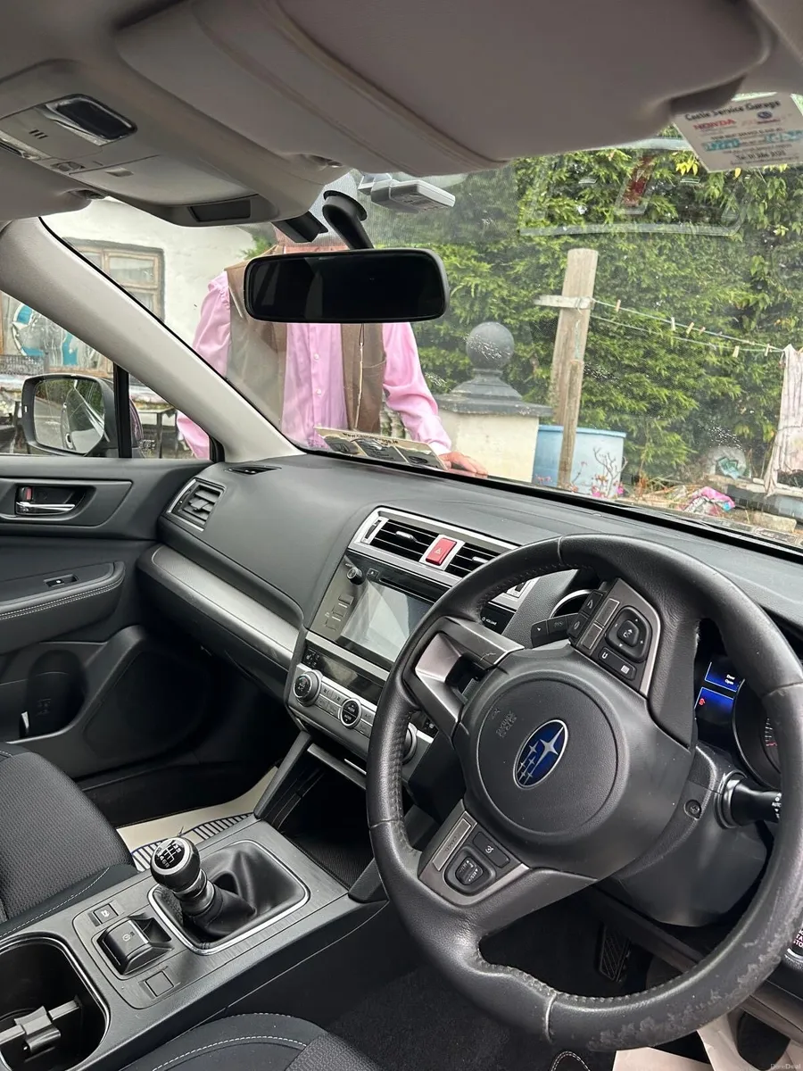 Subaru Outback all wheel drive - Image 3