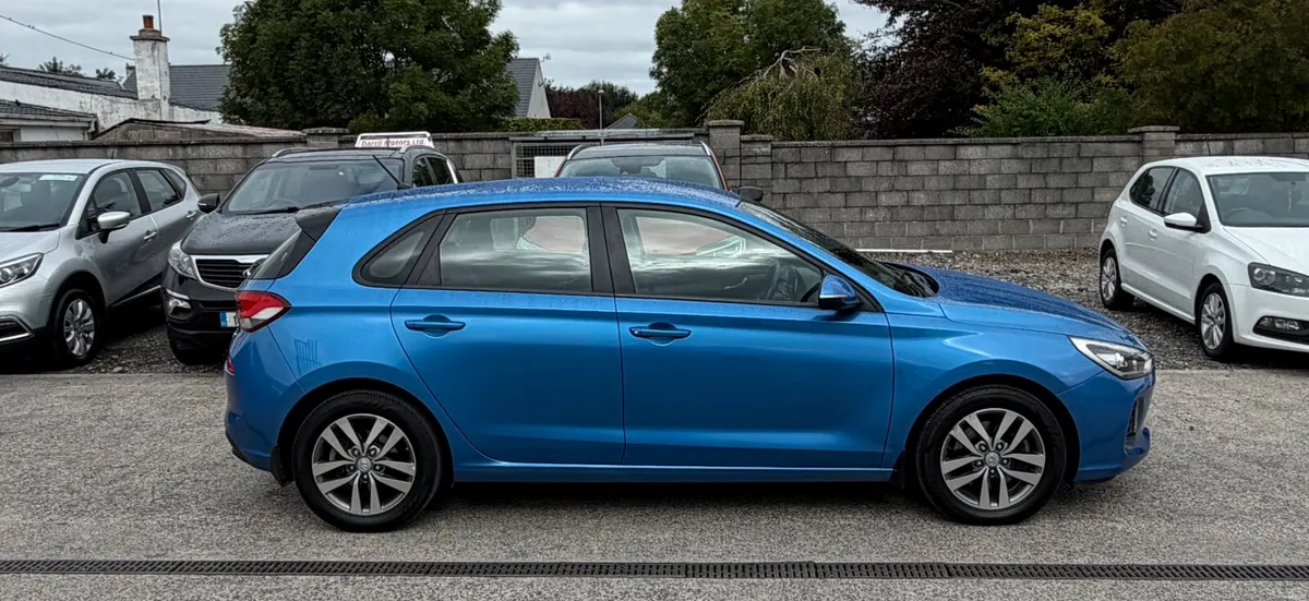 17 Hyundai i30 New Nct - Image 2