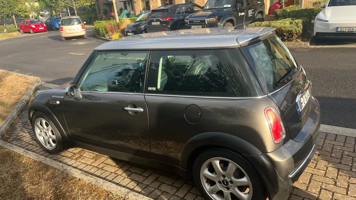 2006 MINI Cooper 1.6 | JOHN COOPER WORKS - Image 3