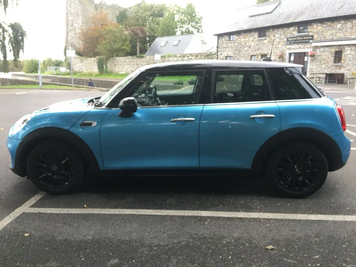 Mini Cooper 1.5 Petrol Automatic 5 door High Spec - Image 5