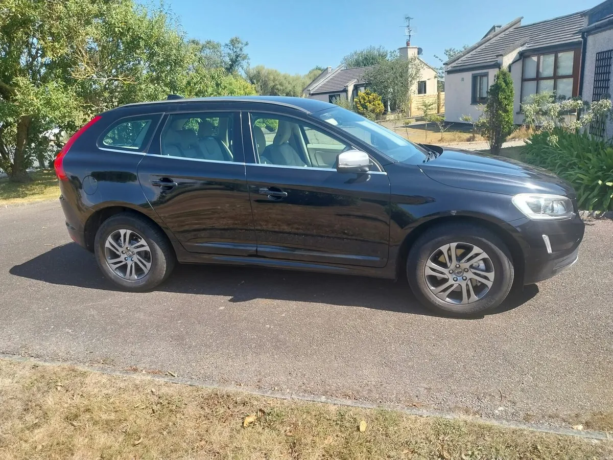 VOLVO XC60. NEW NCT 8/27..  LOW KM 183K - Image 6