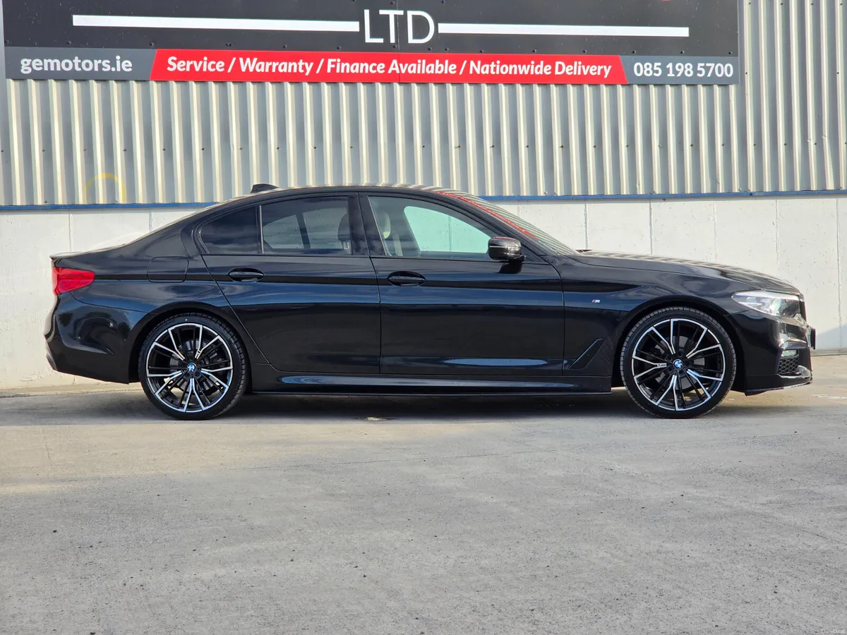 BMW 5-Series 2019 M-PERFORMCE PACK LOW KMS - Image 5