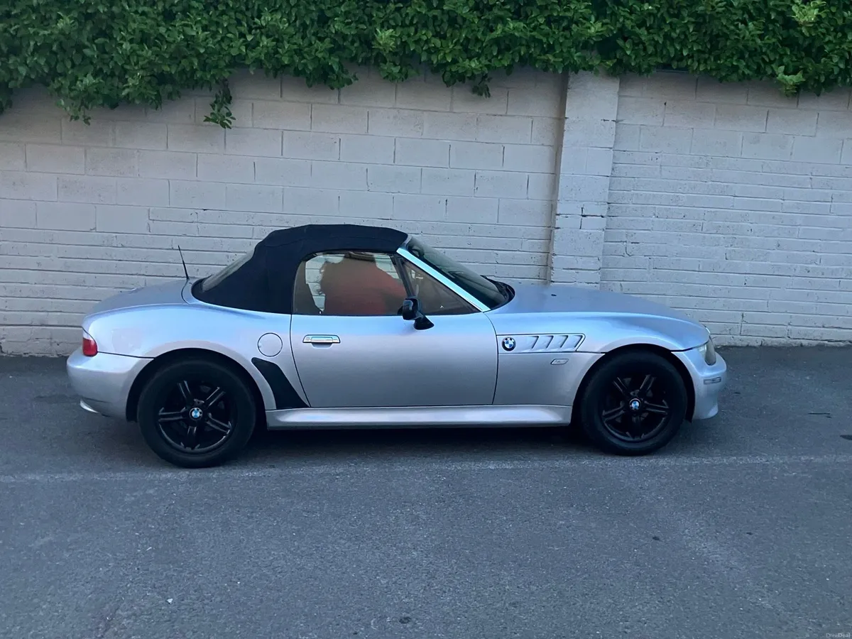 2001 BMW Z3 1.9 - Image 5