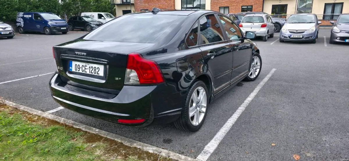 Volvo S40 1.8F 2009 - Image 3