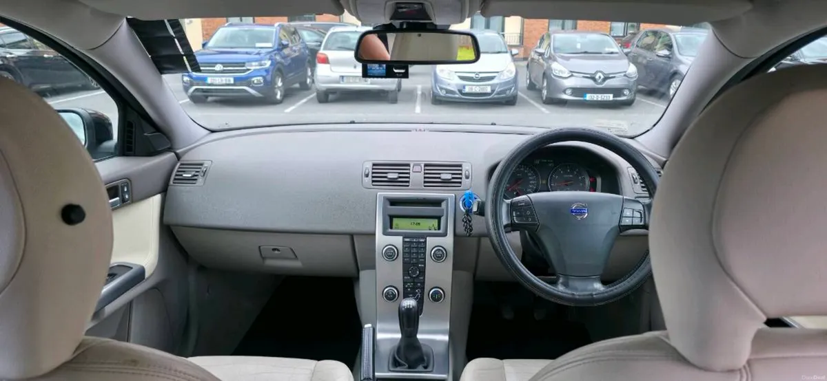 Volvo S40 1.8F 2009 - Image 5