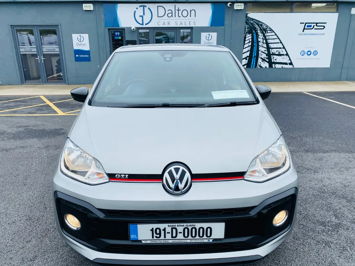 VOLKSWAGEN UP! GTI 2019 (191) - Image 2
