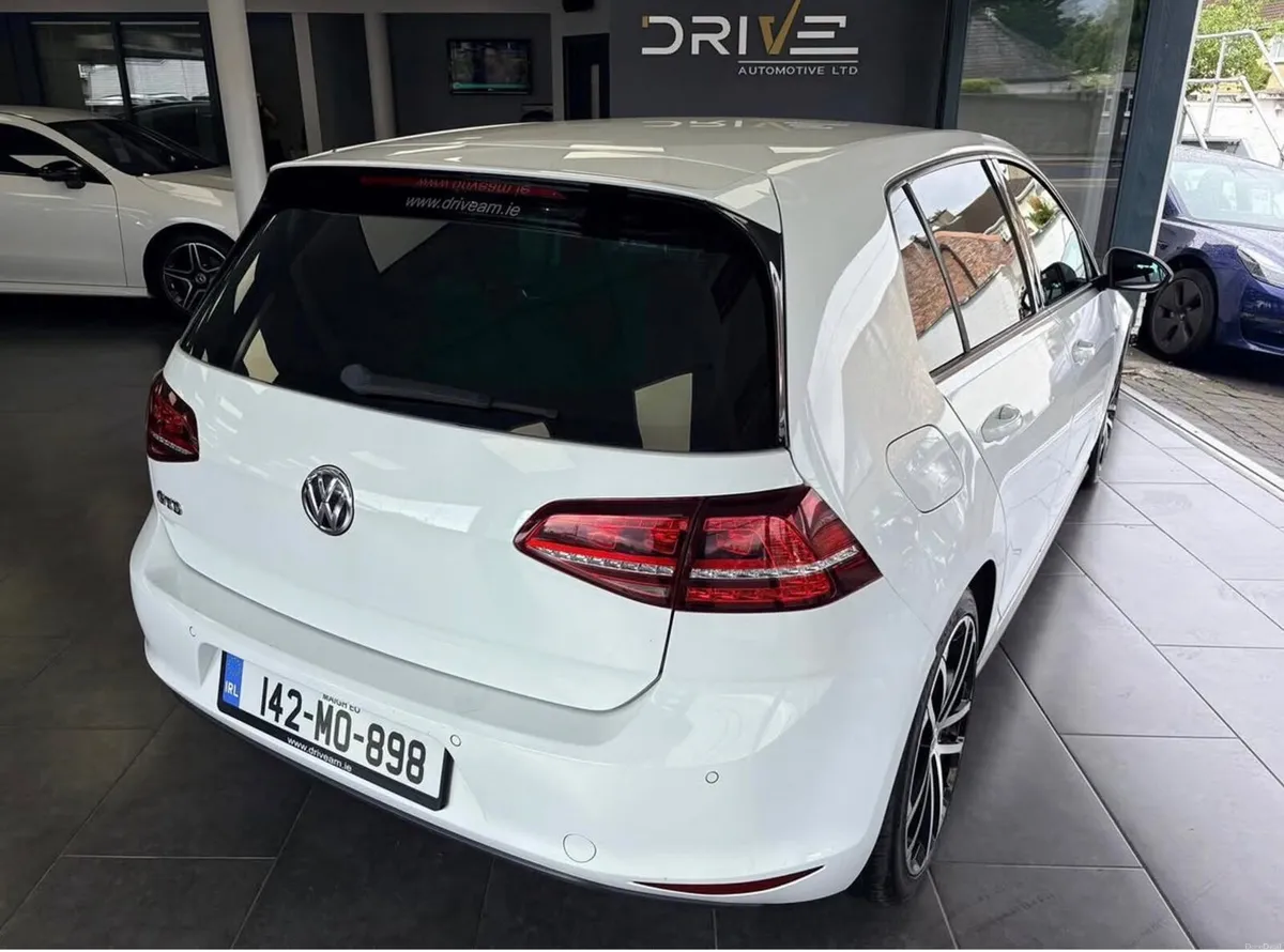 Volkswagen Golf 2014 2.0 GTD - Image 5